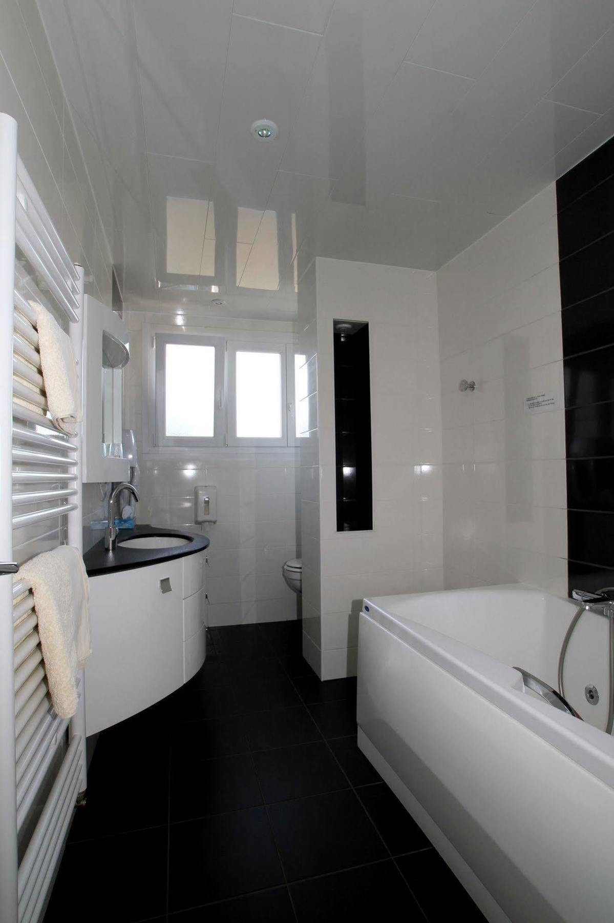 Logis Hotel Restaurant Spa Beau Site 룩세일레벵즈 외부 사진