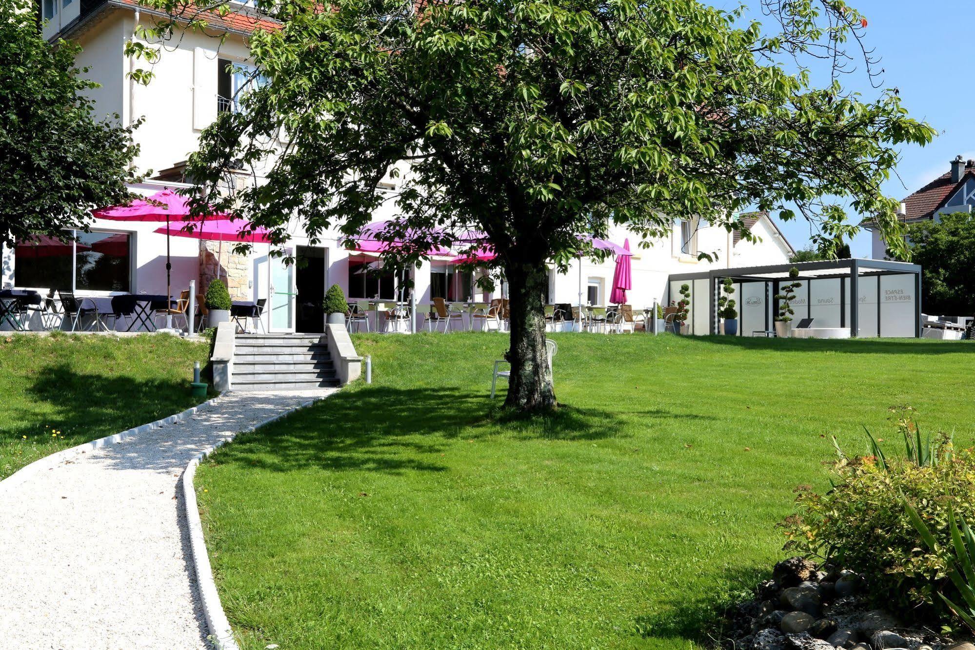 Logis Hotel Restaurant Spa Beau Site 룩세일레벵즈 외부 사진